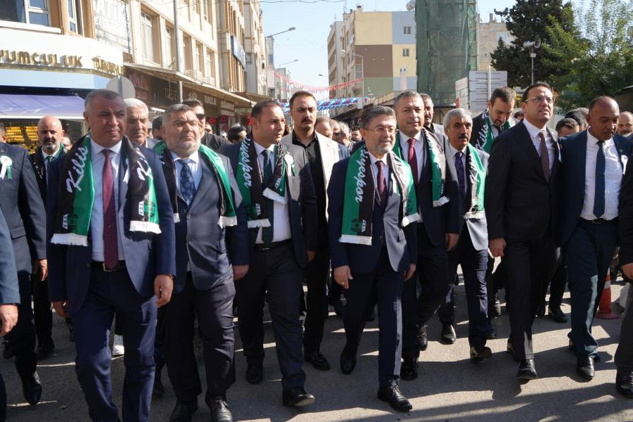 Bakan Yumaklı, Kilis'te zeytin festivalinde