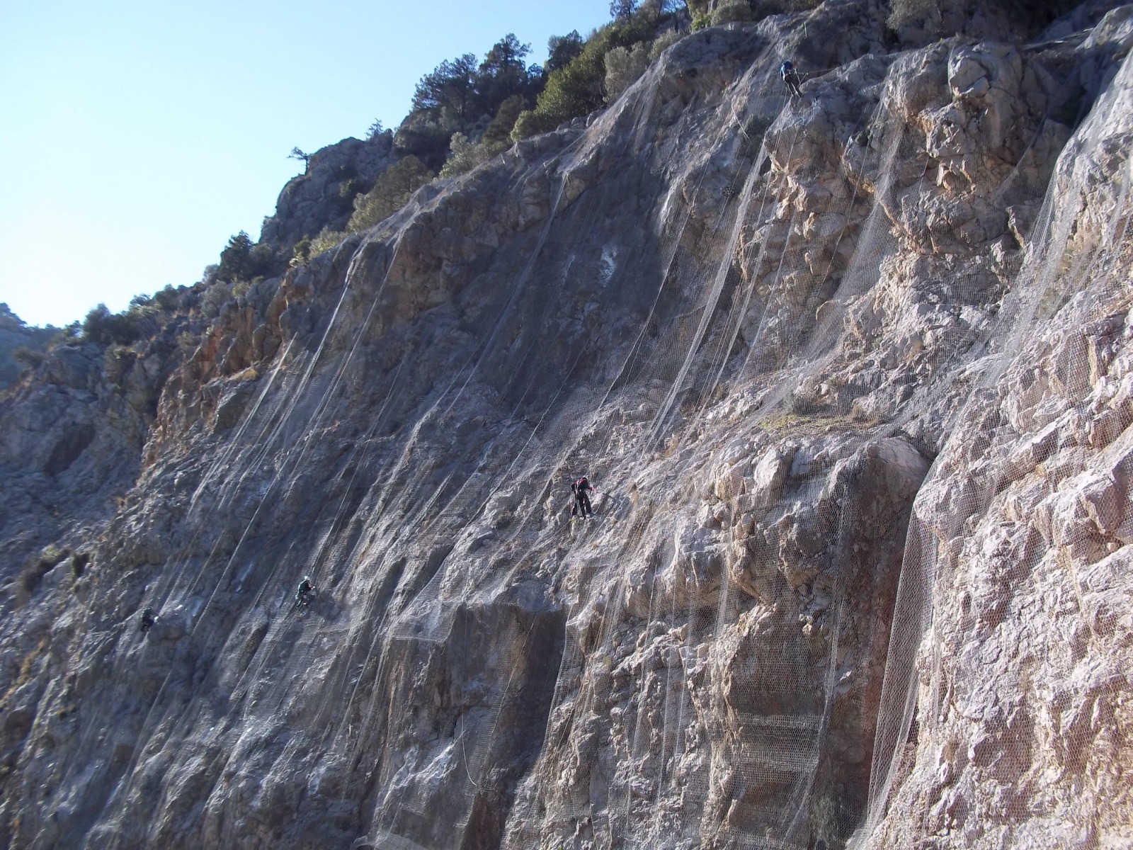  Karadeniz dağlarına çelik kalkan