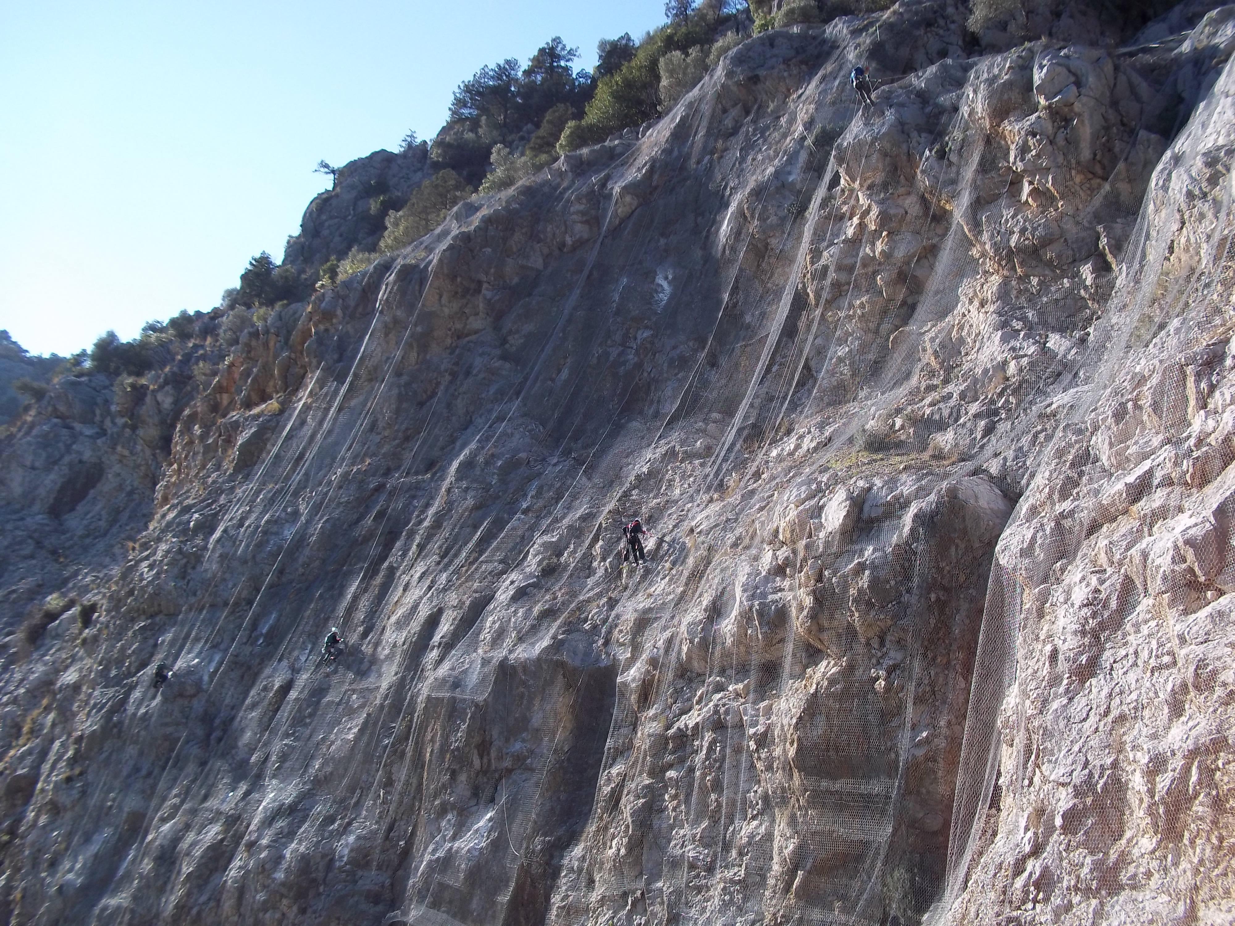 Karadeniz dağlarına çelik kalkan 