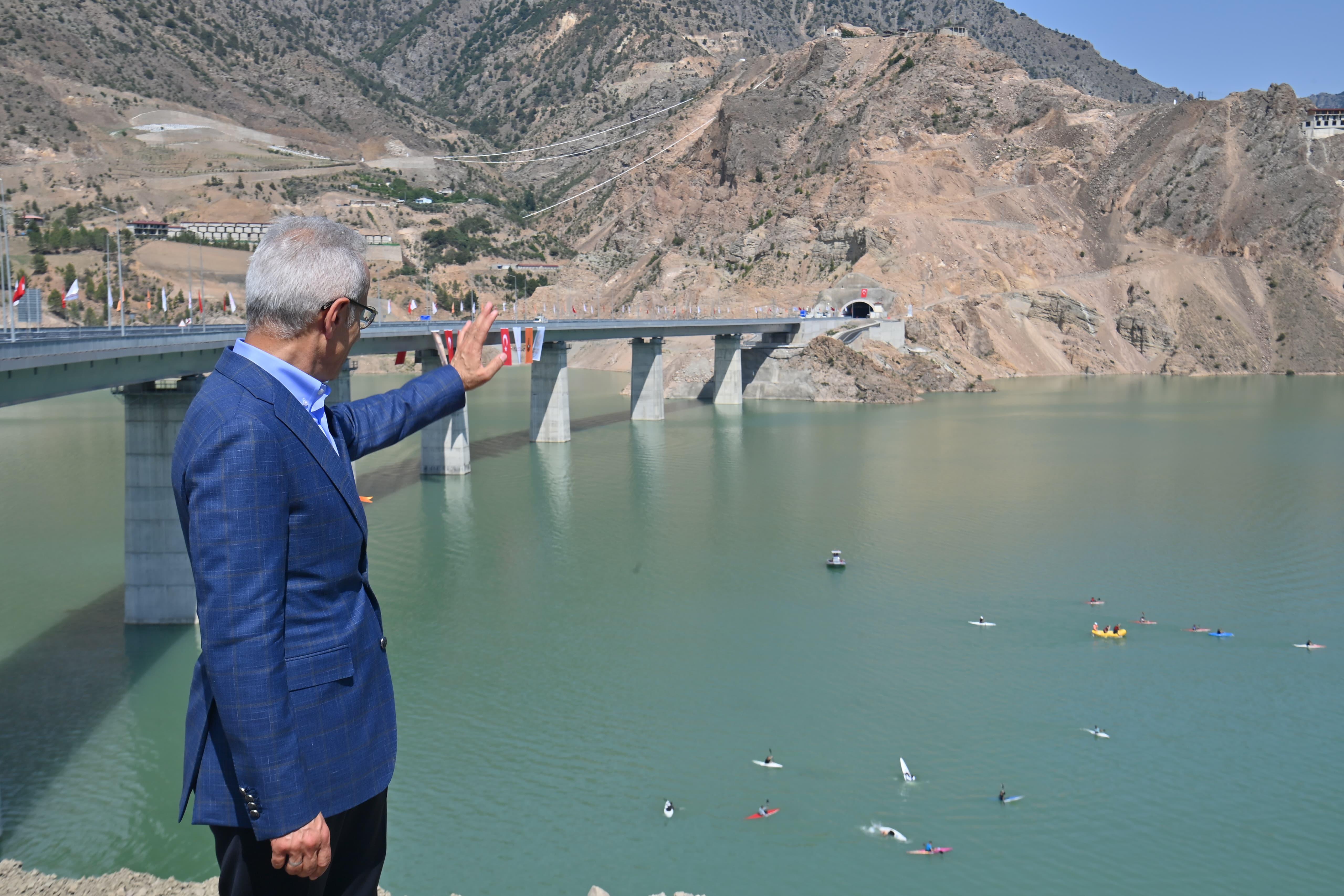 Artvin 22 yılda 85 milyarın üstünde yatırım aldı.